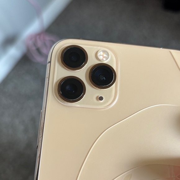 iPhone 11 Pro - Picture 7 of 8